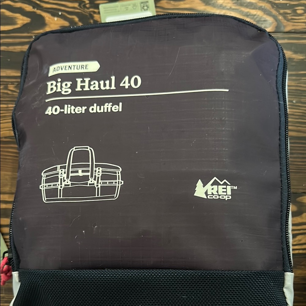 REI Big Haul 40-Liter Duffel - Twilight purple - Picture 2 of 3